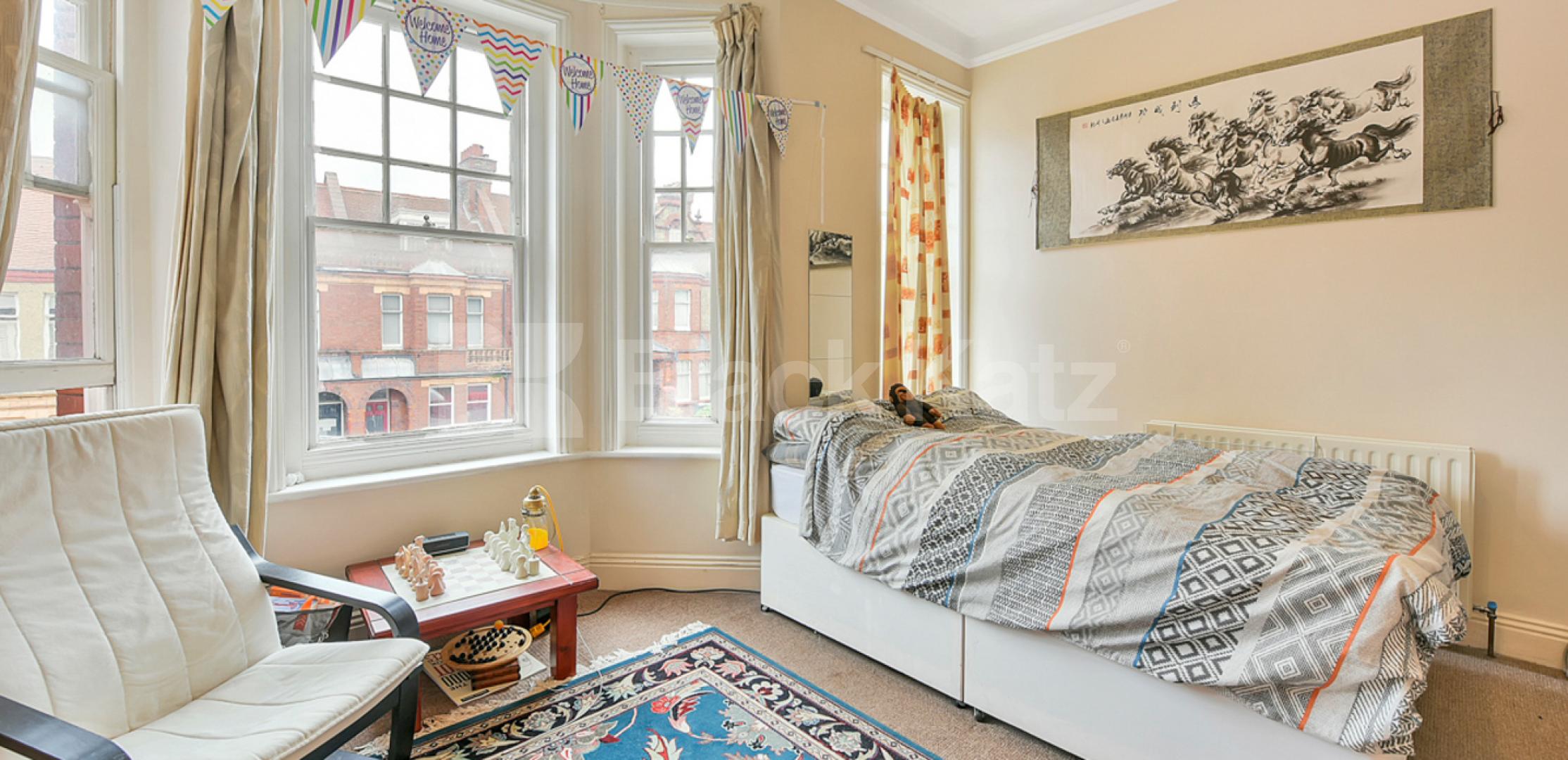 			LET , 4 Bedroom, 1 bath, 1 reception House			 Barcombe Avenue, Streatham Hill